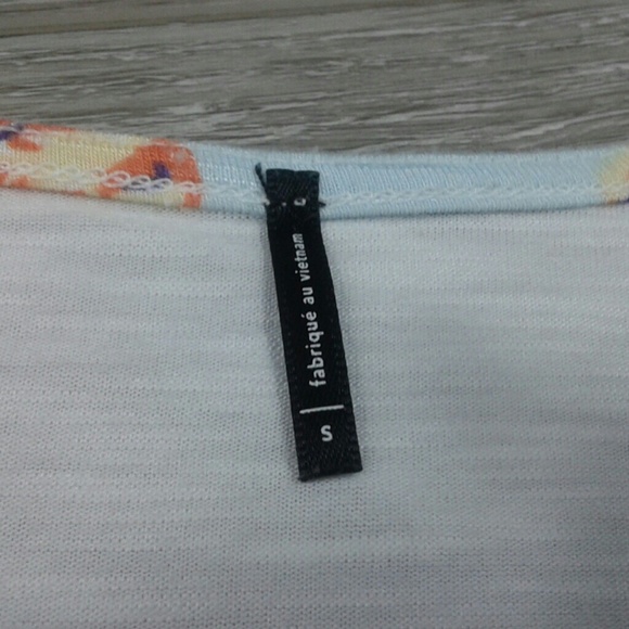 Anthropologie | sleeveless button down-shirt - Picture 7 of 8